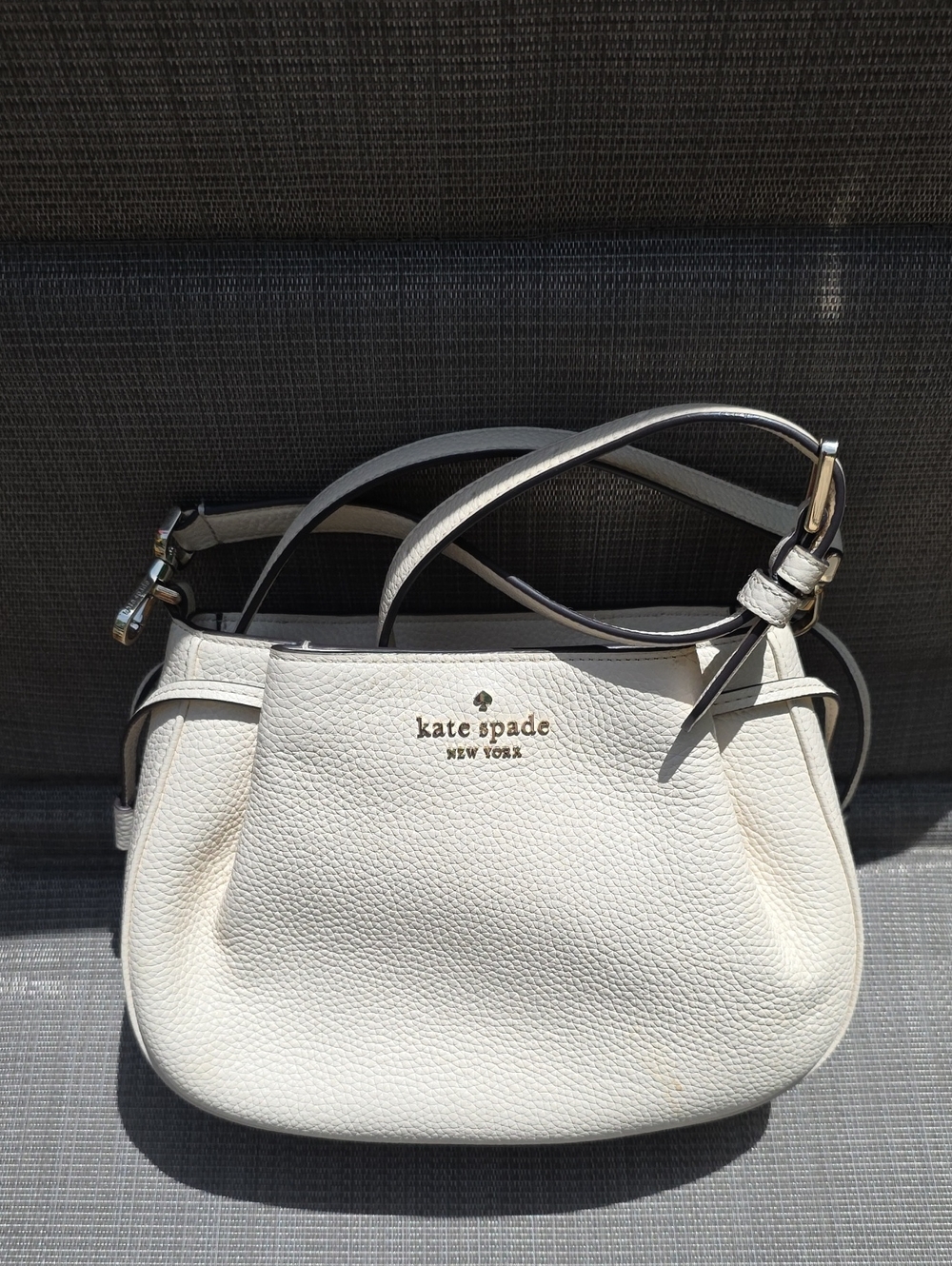 kate spade white pebbled leather shoulder bag with gold logo
